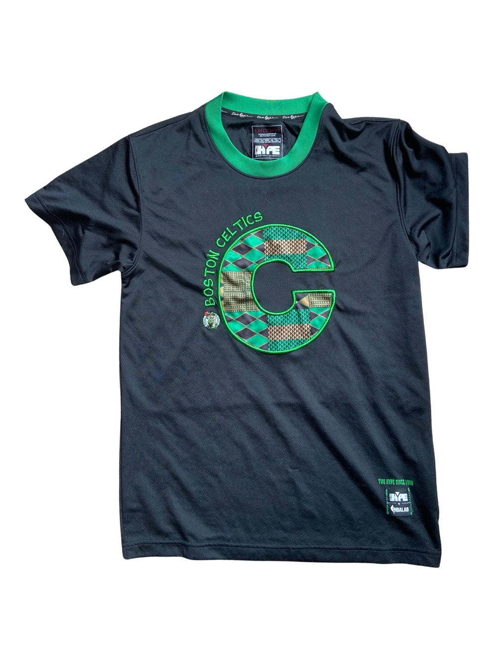 Vintage 90s Boston Celtics Green Accent Tee